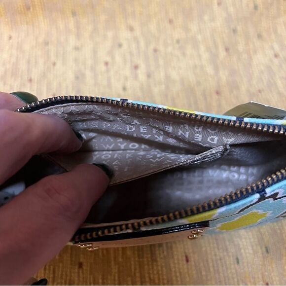 KATE SPADE AUTHENTIC TEAL & YELLOW SUMMER PEBBLED LEATHER WRISTLET. NWT. - Picture 4 of 9